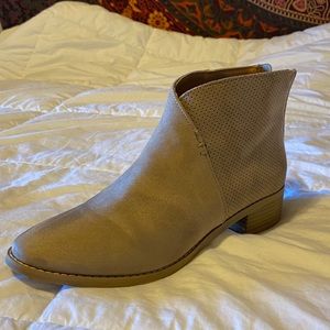 Beige booties